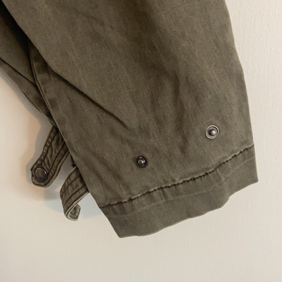 Army green pants - Picture 3 of 4